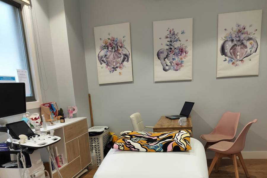Sala de tratamiento de suelo pélvico en Lugo